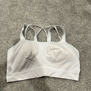 Lululemon like a cloud d/dd bra